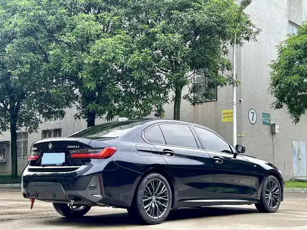BMW 3 Series 2024