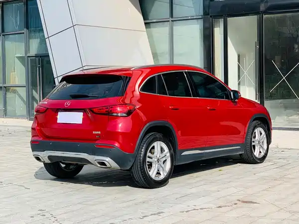 Mercedes-Benz GLA 2021