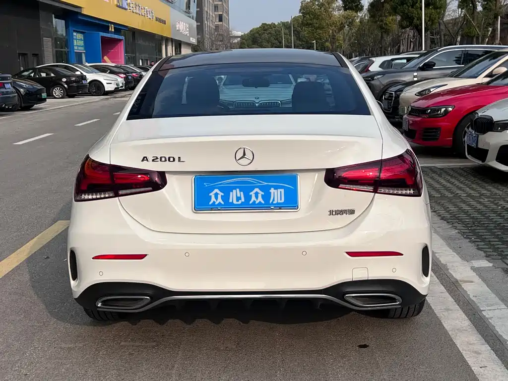 Mercedes-Benz A-Class 2023 — фото 6