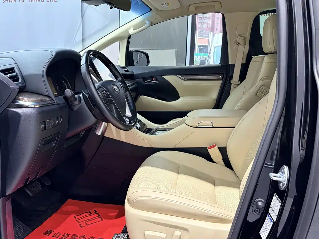 Toyota Vellfire 2022 — фото 5