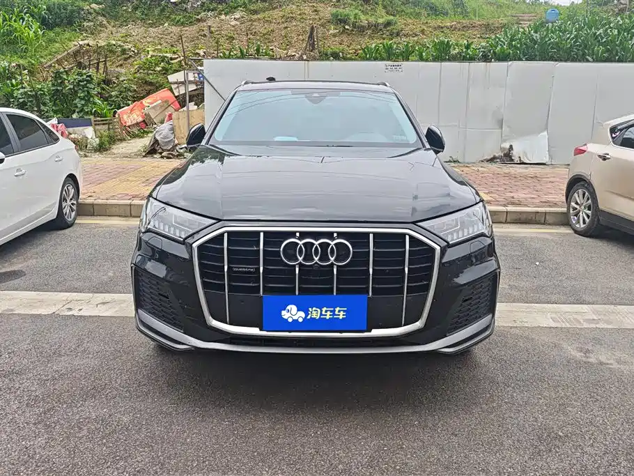 Audi Q7 2023 — фото 2
