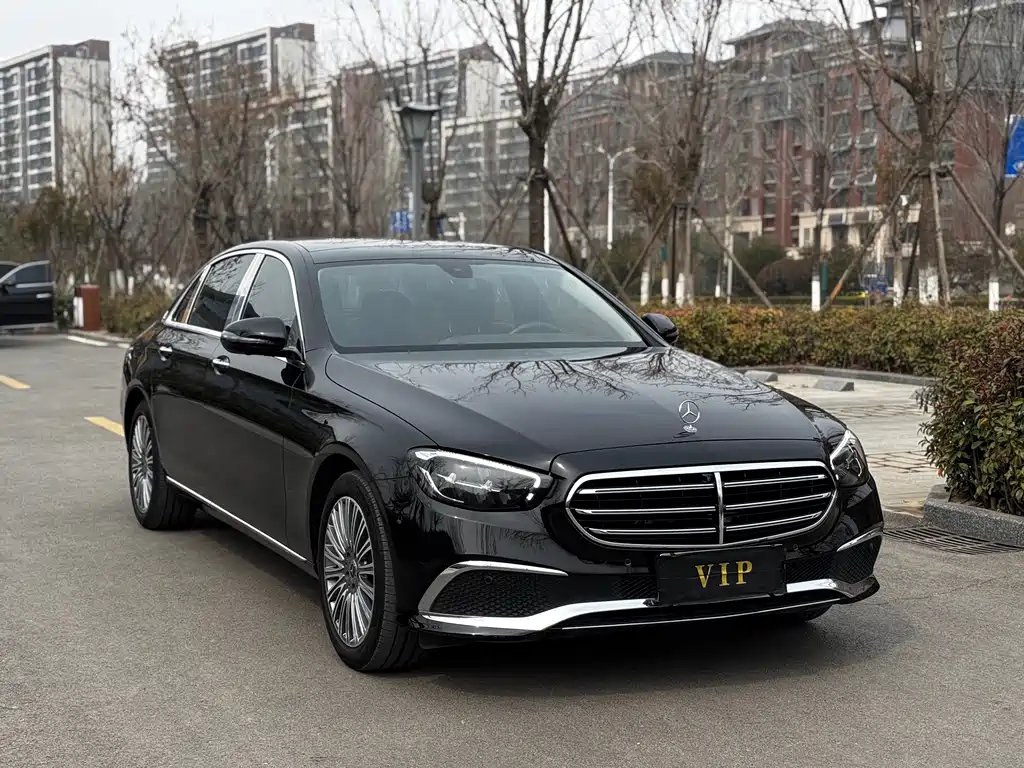 Mercedes-Benz E-Class 2023 — фото 2