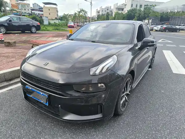 Lynk & Co 03 2019