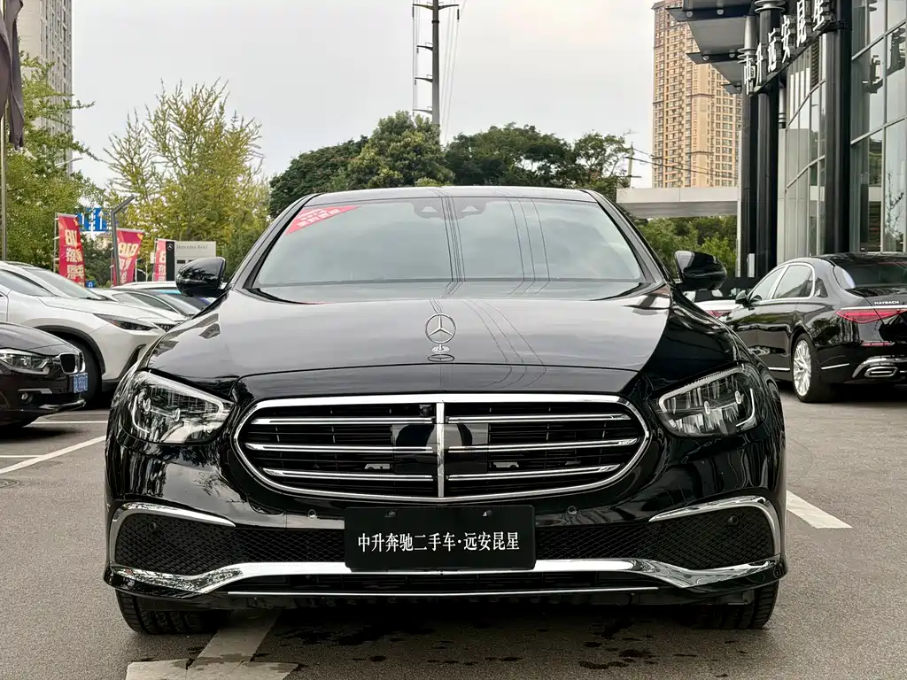 Mercedes-Benz E-Class 2023 — фото 2