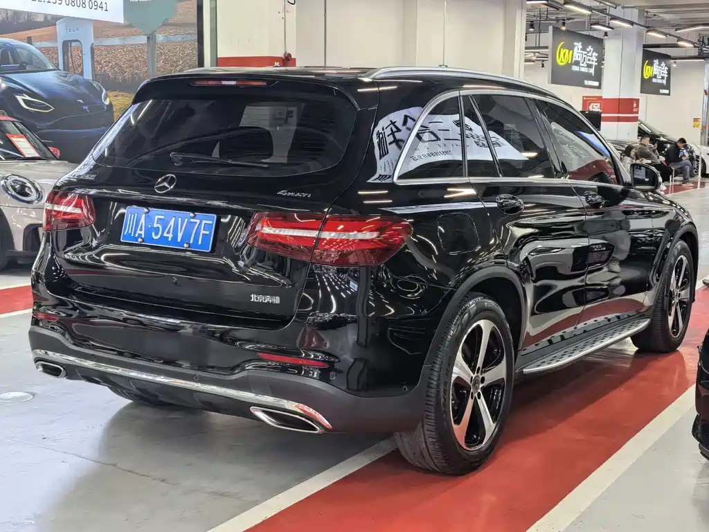 Mercedes-Benz GLC 2018 — фото 20