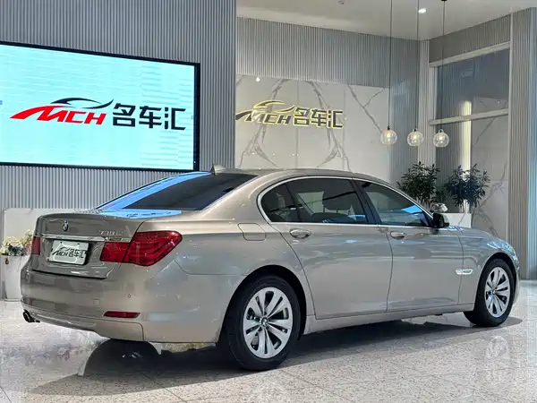 BMW 7 Series 2011