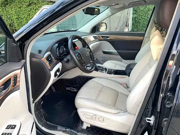 GAC Trumpchi GS8 2017