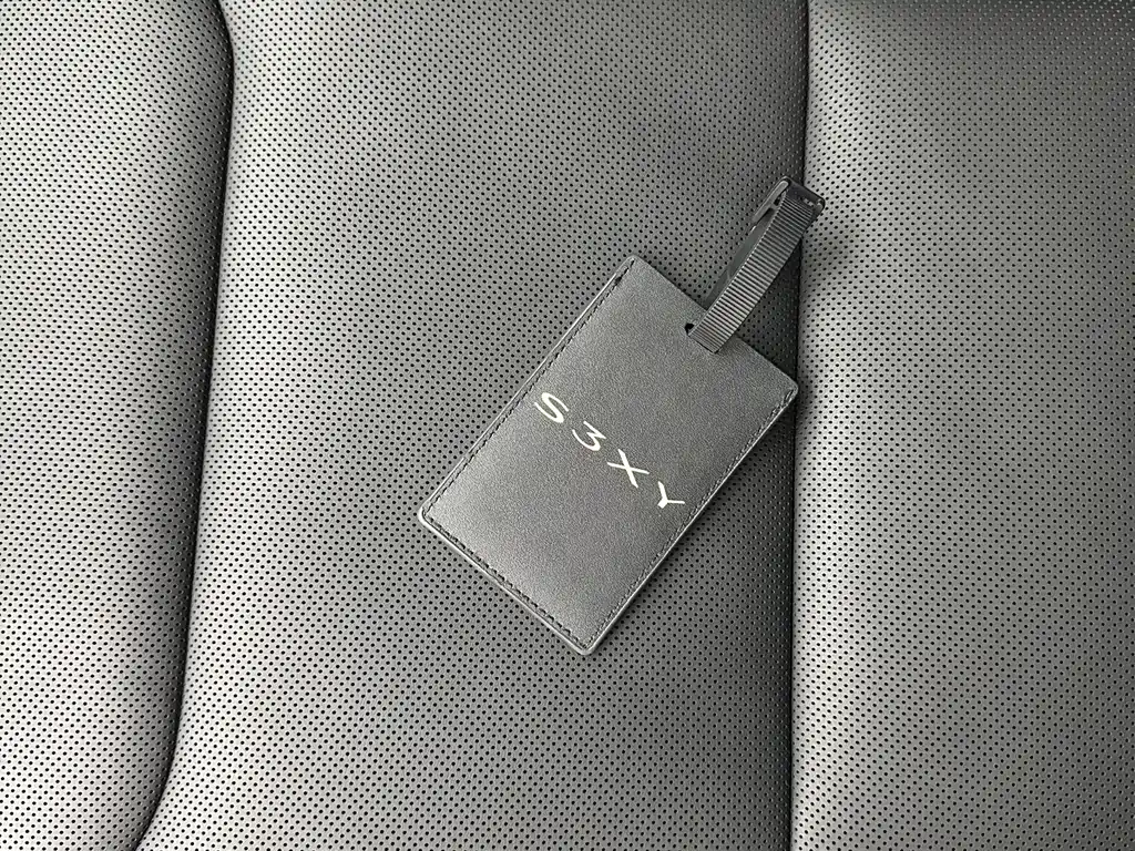 Tesla Model Y L 2025 — фото 12