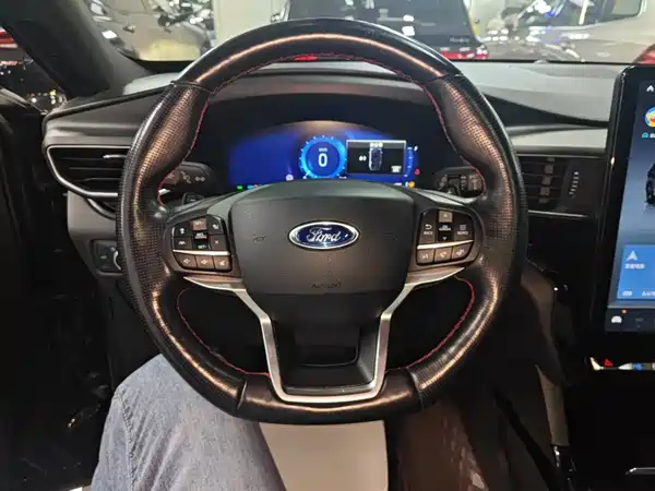 Ford Explorer 2022