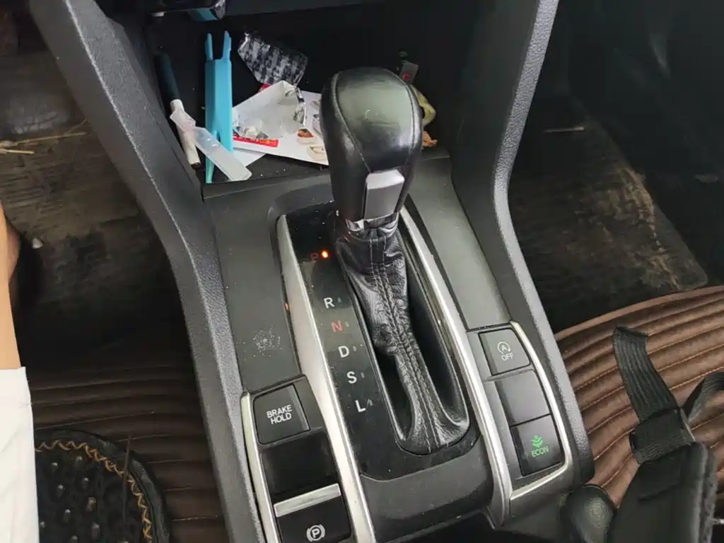 Honda Civic 2019 — фото 14