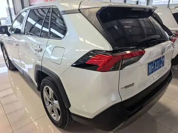 Toyota RAV4 2023