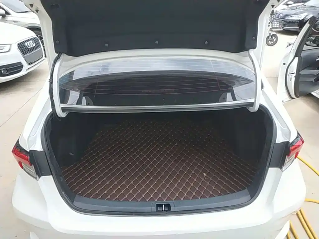 Toyota Corolla 2021 — фото 19