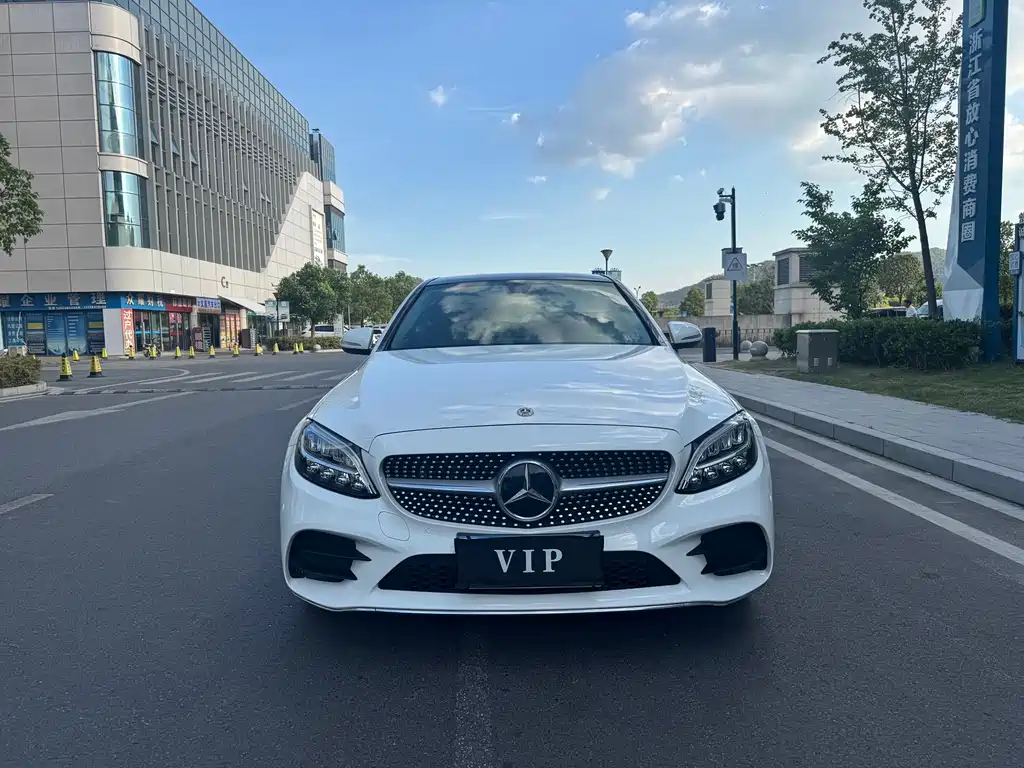 Mercedes-Benz C-Class 2019 — фото 3