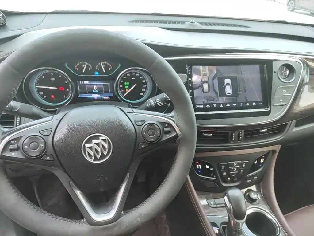 Buick Envision Plus 2017 — фото 10
