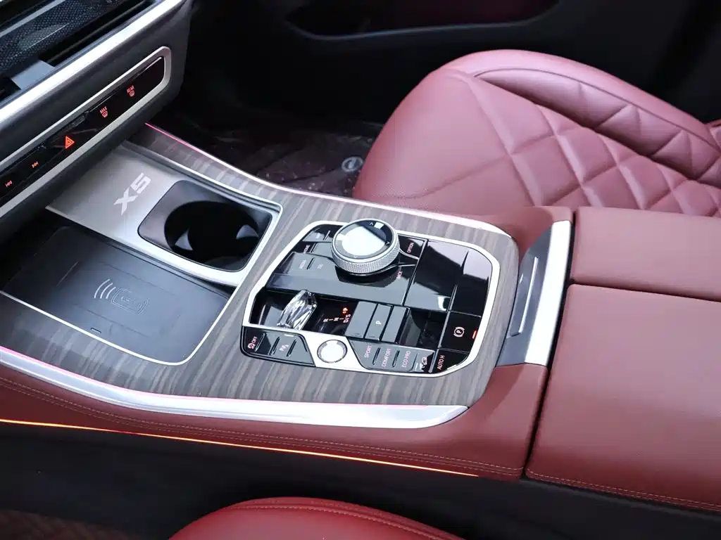 BMW X5 2025 — фото 12