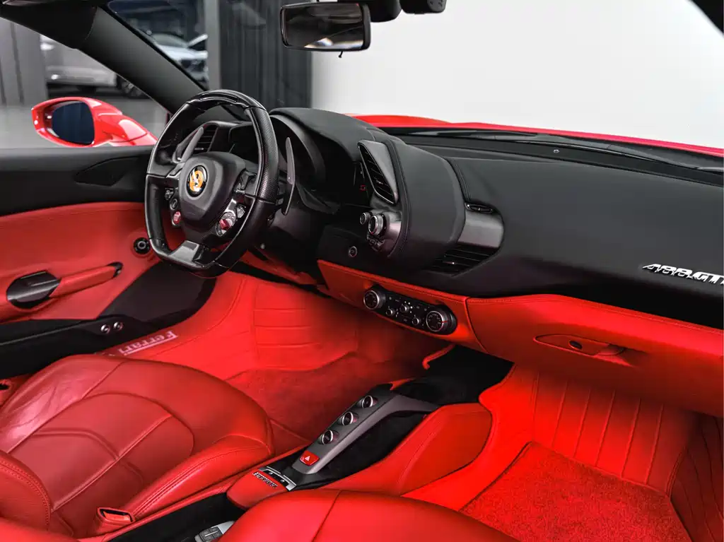 Ferrari 488 2017 — фото 14