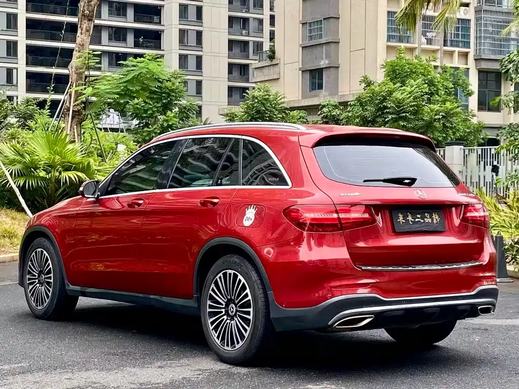 Mercedes-Benz GLC 2017 — фото 16