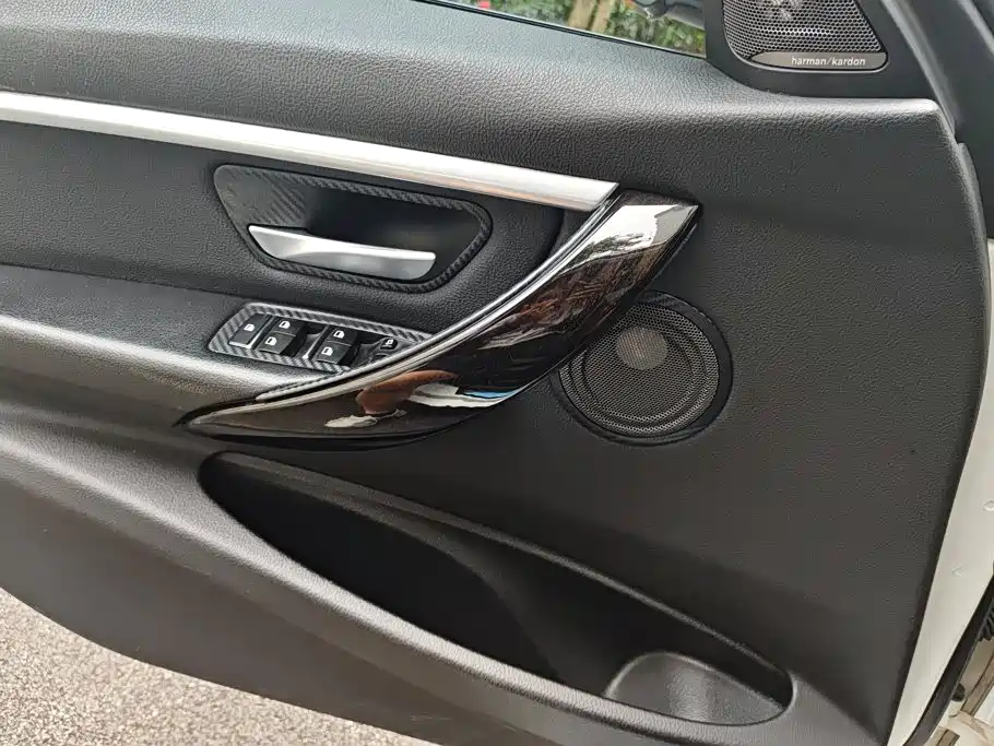 BMW 3 Series 2018