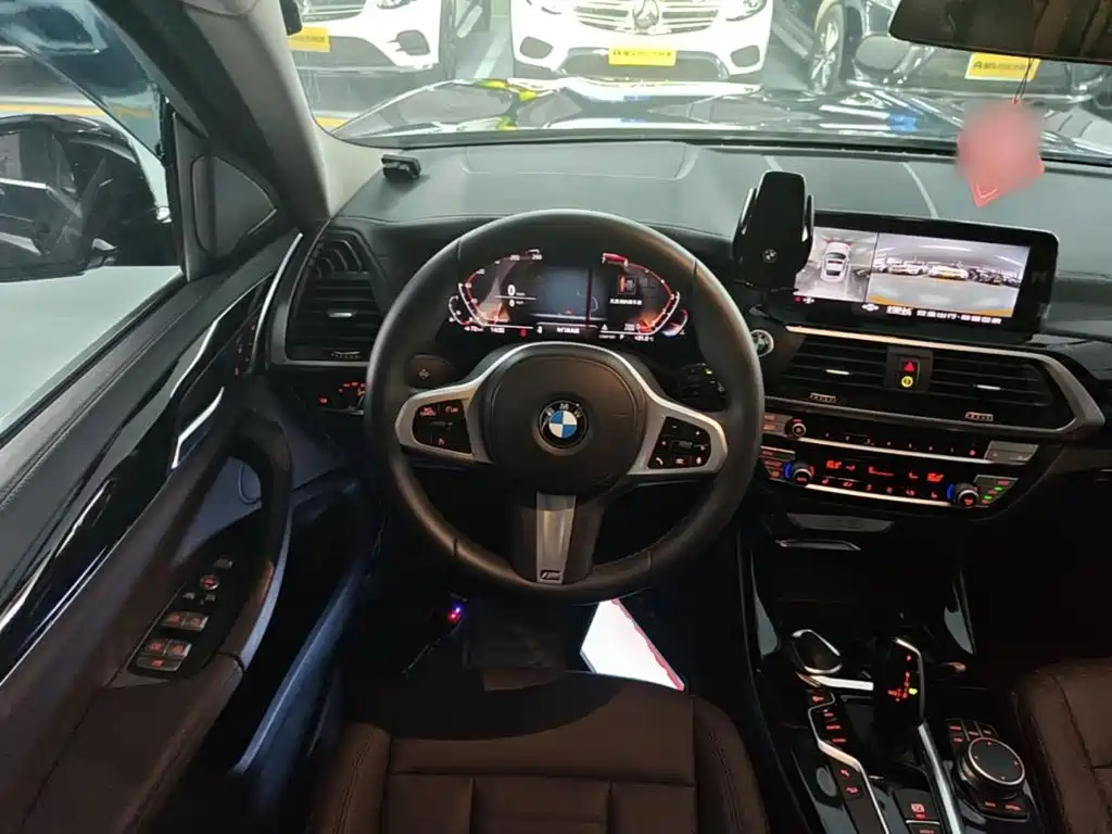 BMW X3 2020 — фото 11