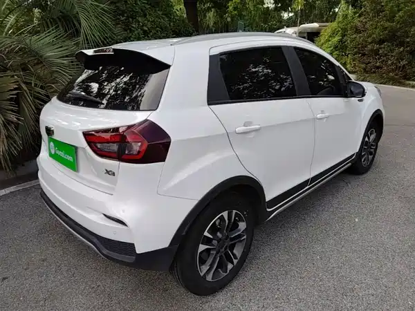 Geely Vision X3 2020