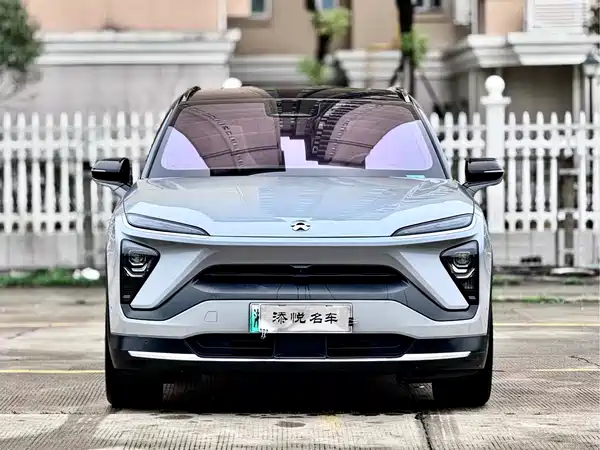 NIO ES6 2021