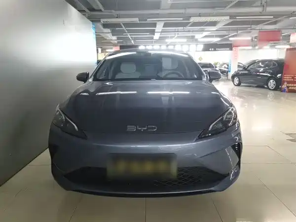 BYD Seal 05 DM-i 2025