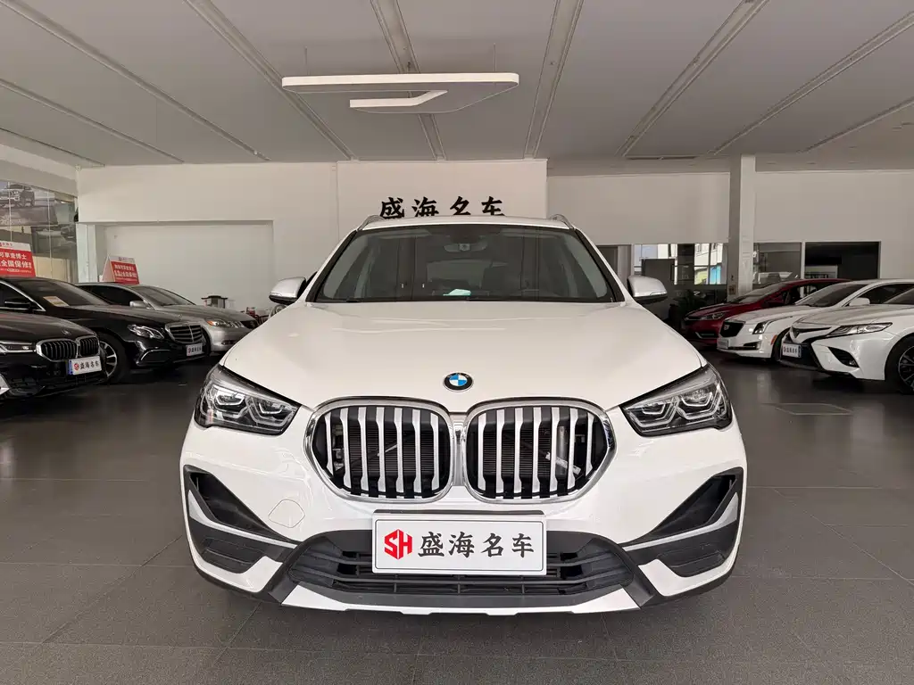 BMW X1 2022 — фото 2