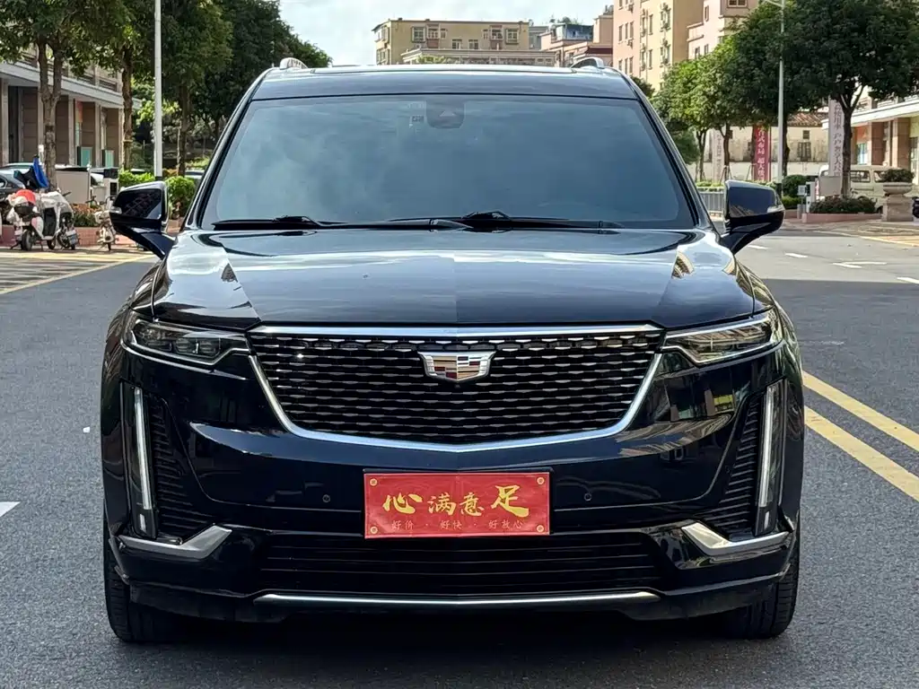 Cadillac XT6 2020 — фото 2