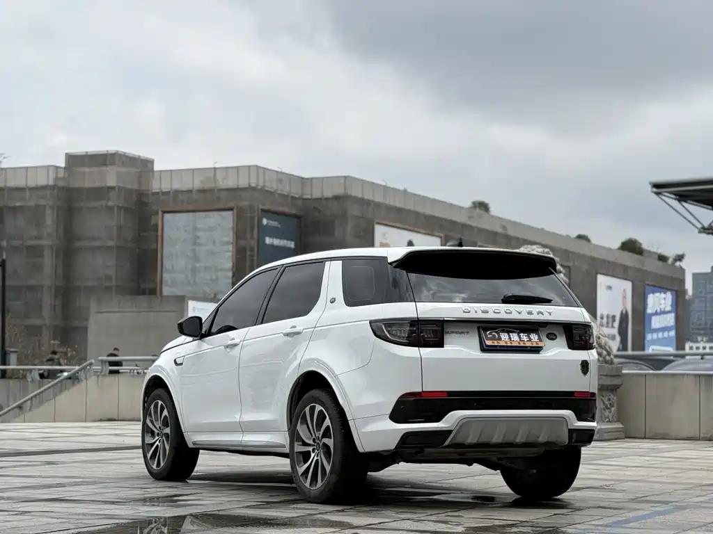 Land Rover Discovery Sport 2024 — фото 4