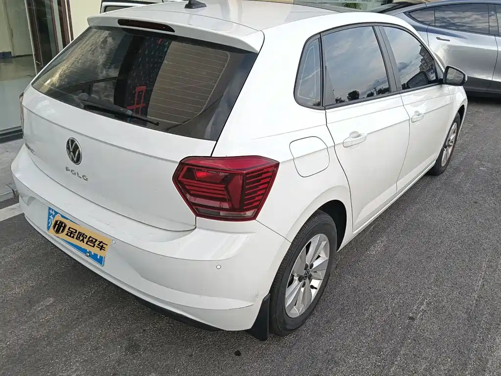 Volkswagen Polo 2023 — фото 10