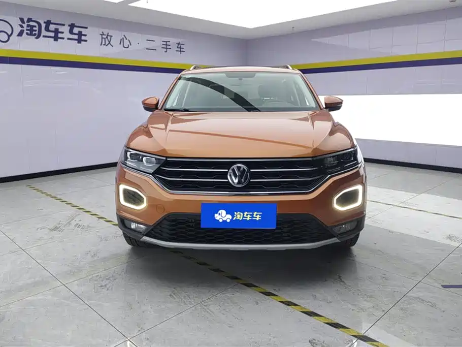 Volkswagen T-Roc 2019 — фото 2