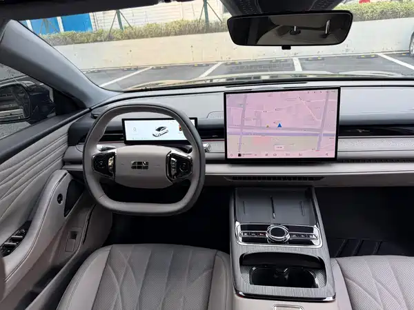 Geely Galaxy Starshine 8 2025