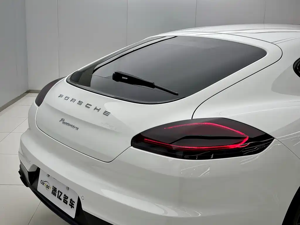 Porsche Panamera 2014 — фото 15