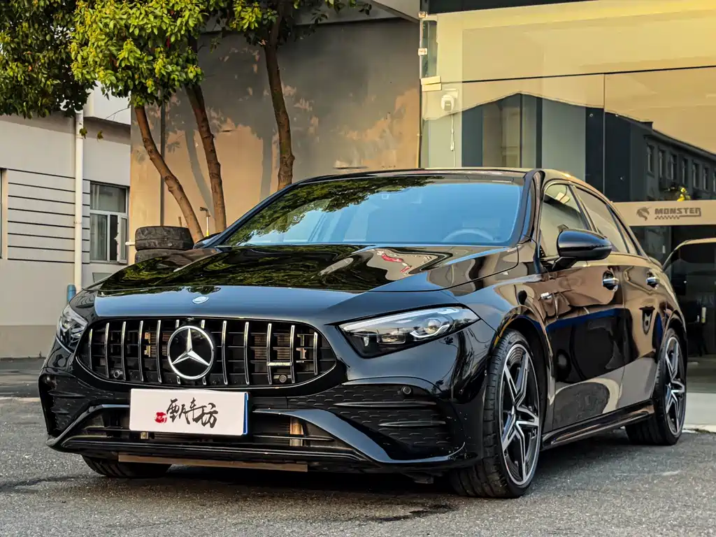 Mercedes-Benz A-Class AMG 2026 — фото 4