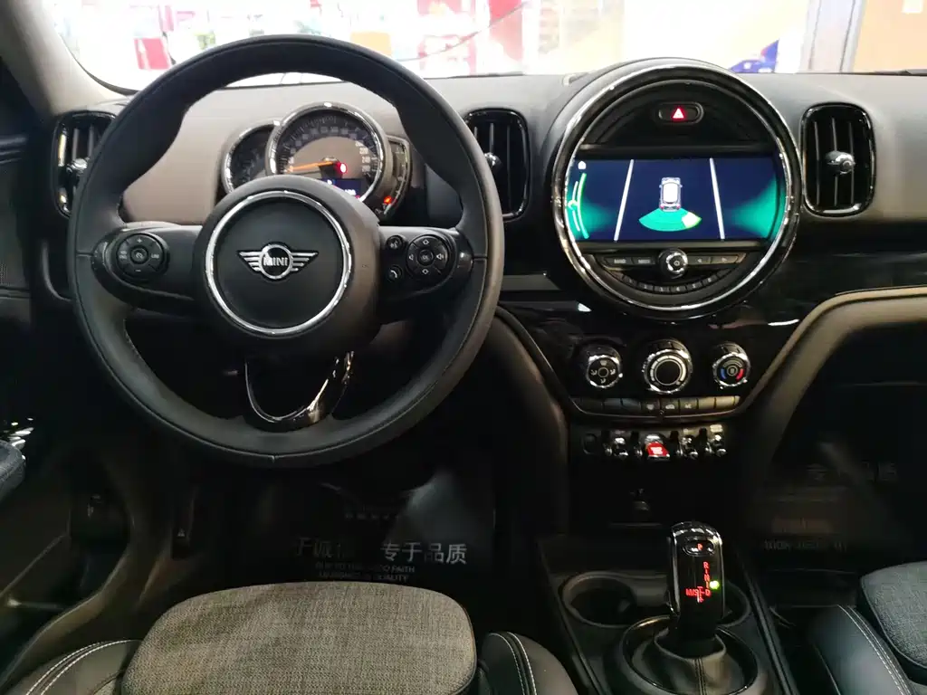 MINI Countryman 2020 — фото 10