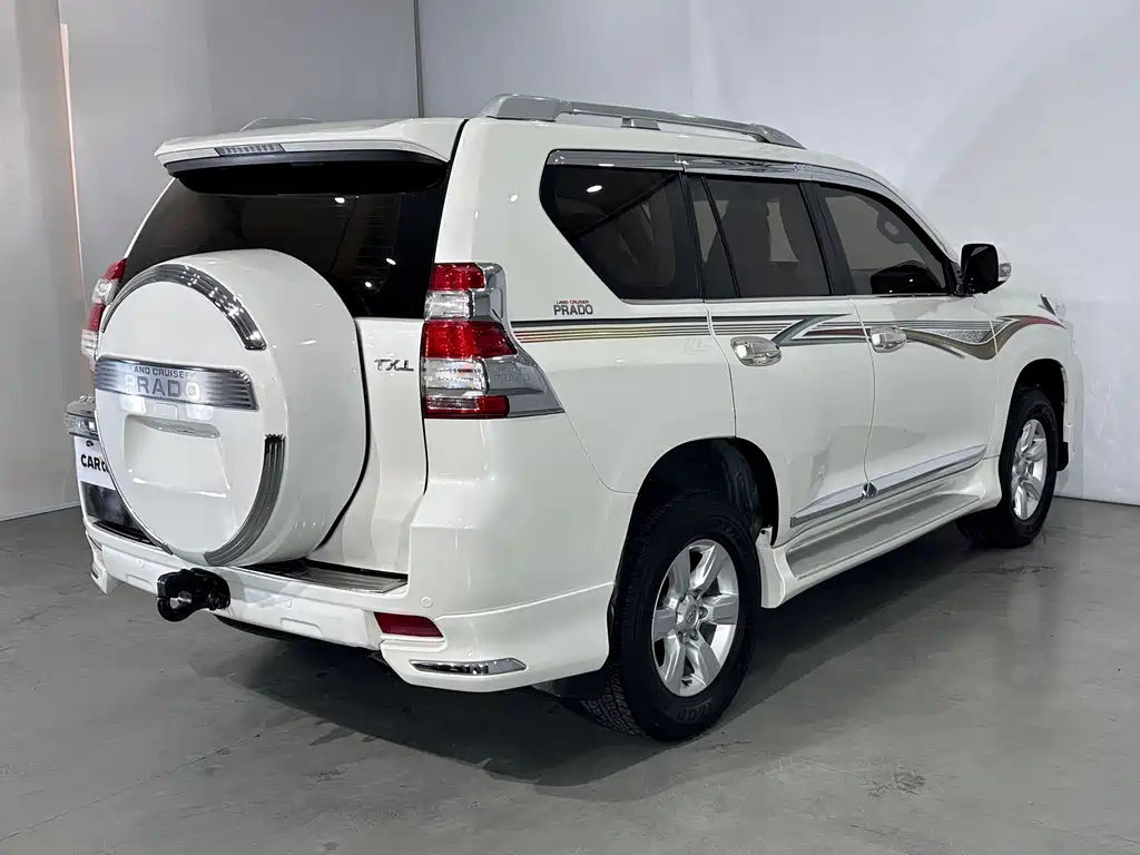 Toyota Prado 2016 — фото 16