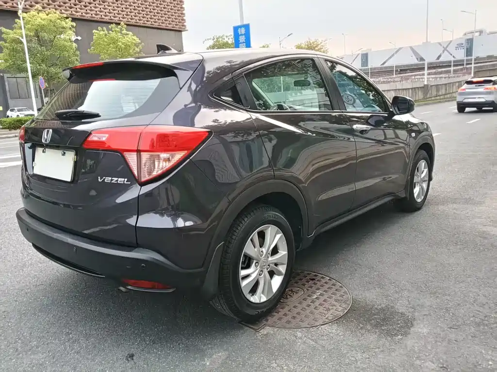 Honda Vezel 2017 — фото 10