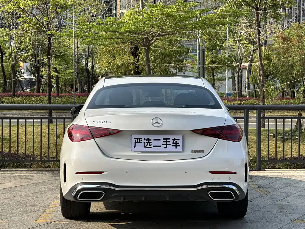 Mercedes-Benz C-Class 2023 — фото 8