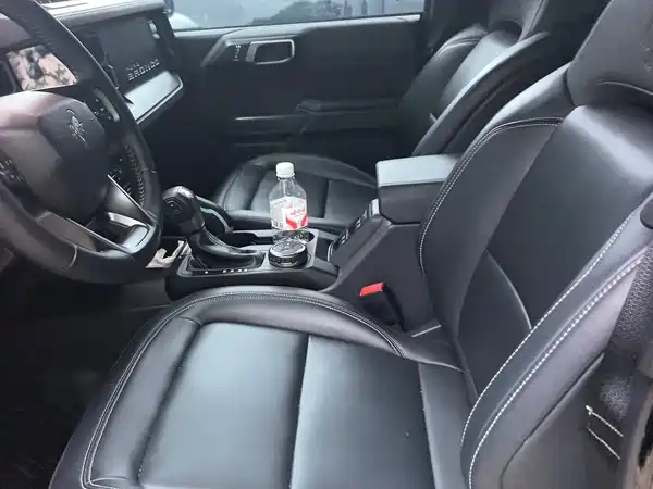 Ford Bronco 2025