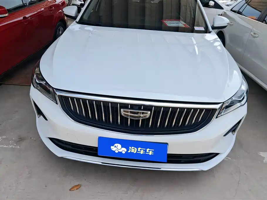 Geely Emgrand 2023