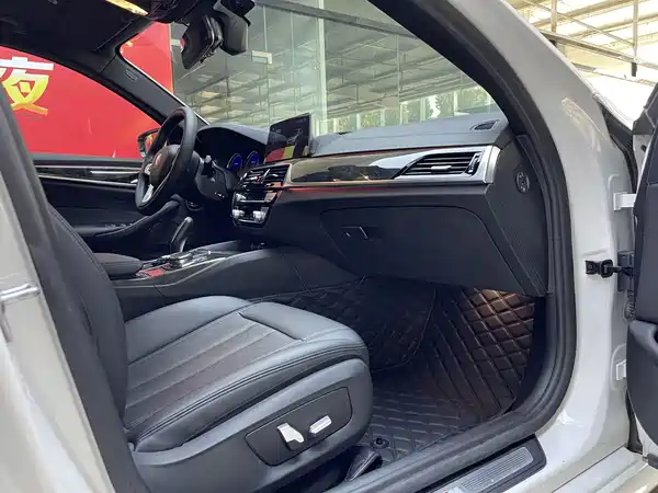 BMW 5 Series 2018