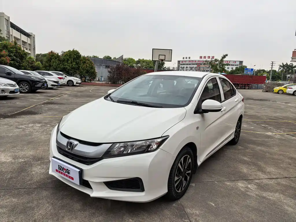 Honda City 2017 — фото 1