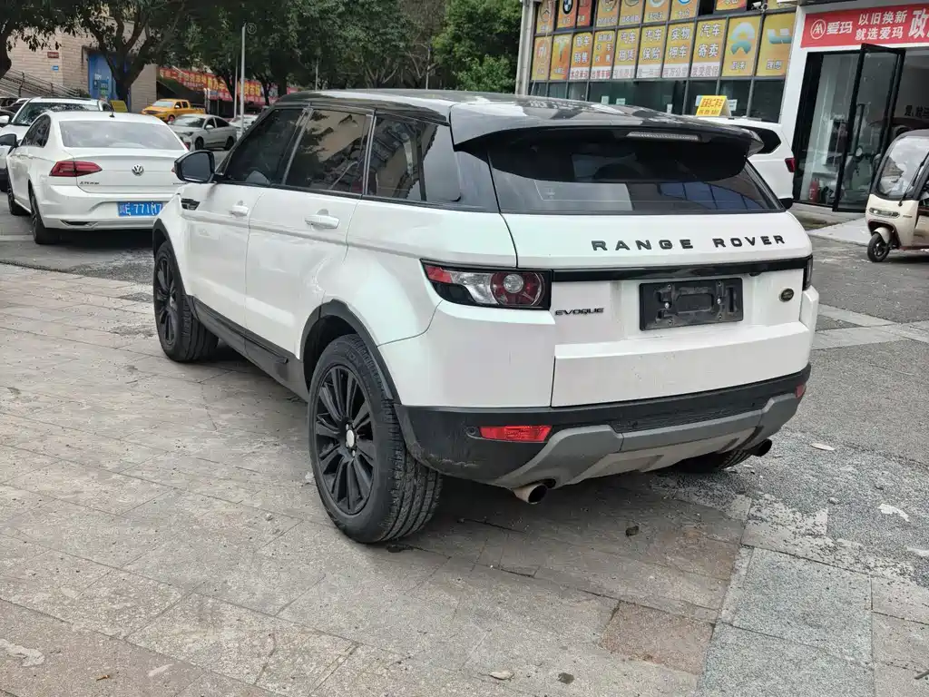 Land Rover Evoque 2015