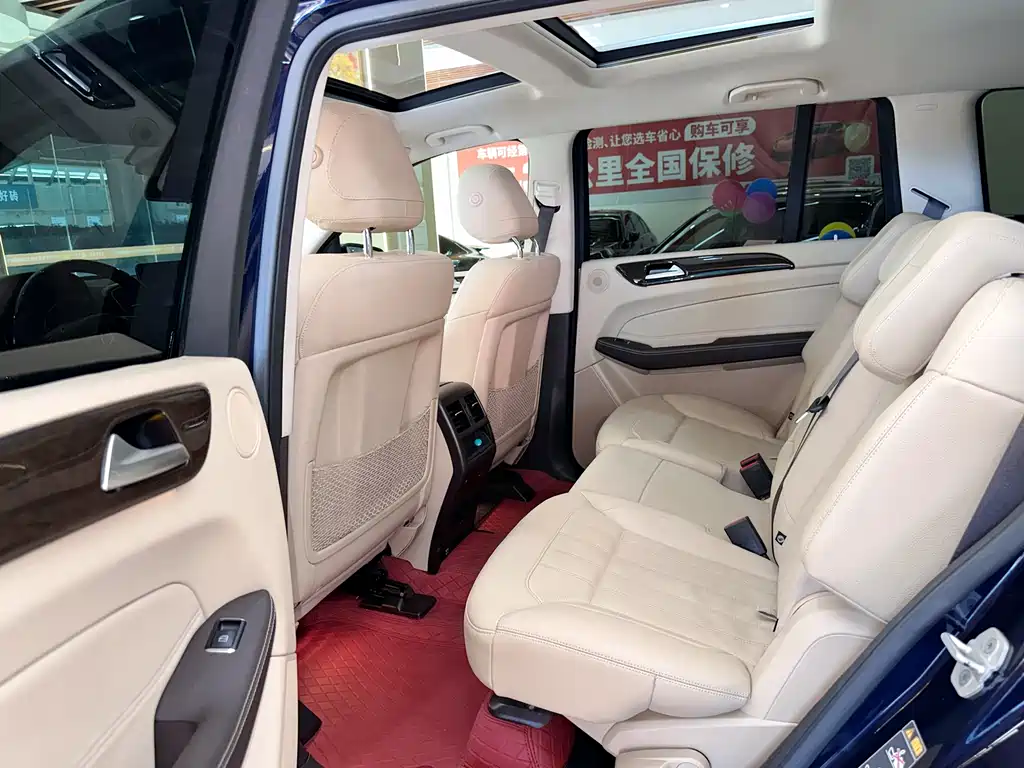 Mercedes-Benz GLS 2018 — фото 13