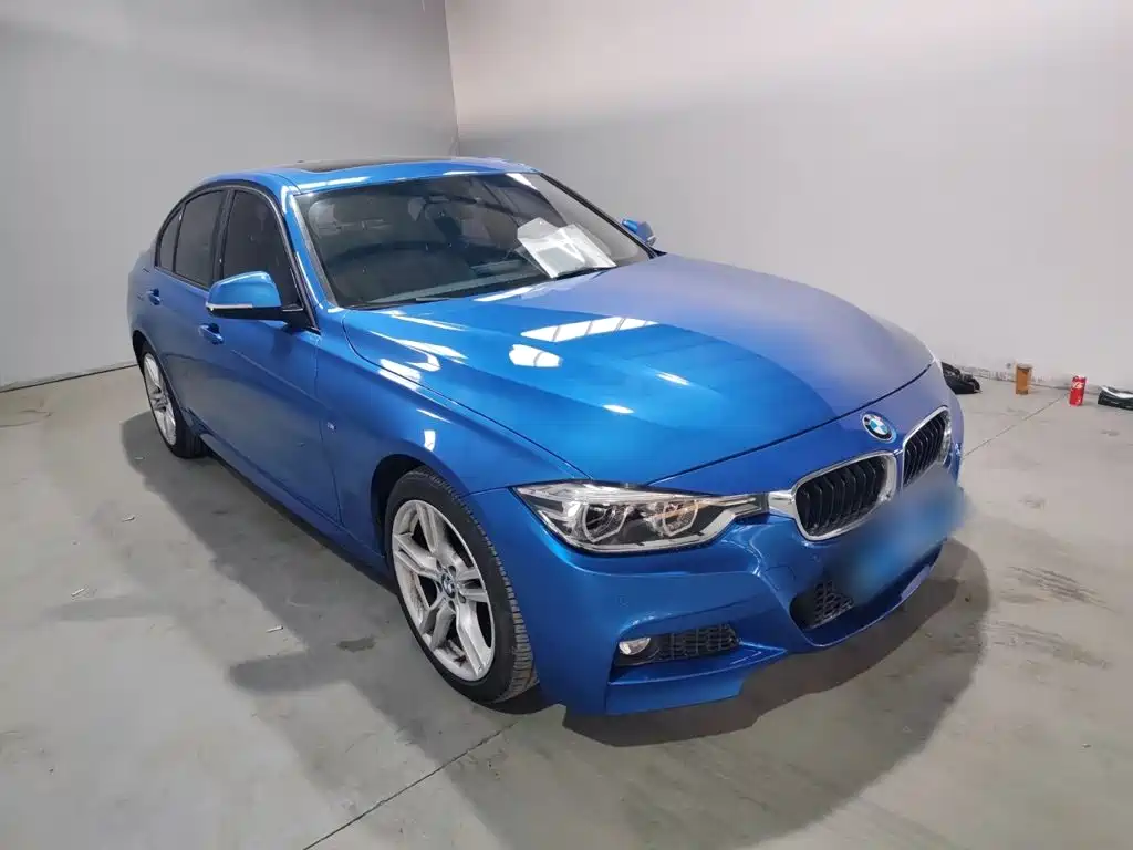 BMW 3 Series 2018 — фото 22