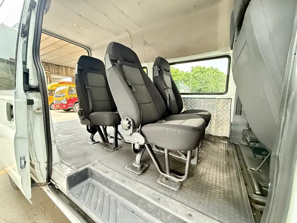 Ford Transit Custom 2019 — фото 12