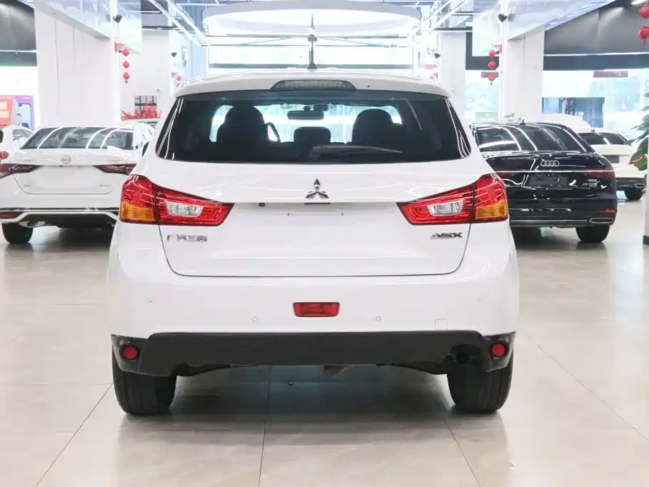 Mitsubishi Jinxuan ASX 2016 — фото 4