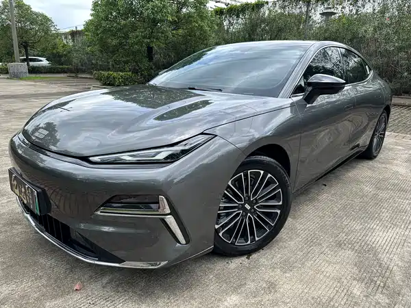 Geely Galaxy Starshine 8 2025