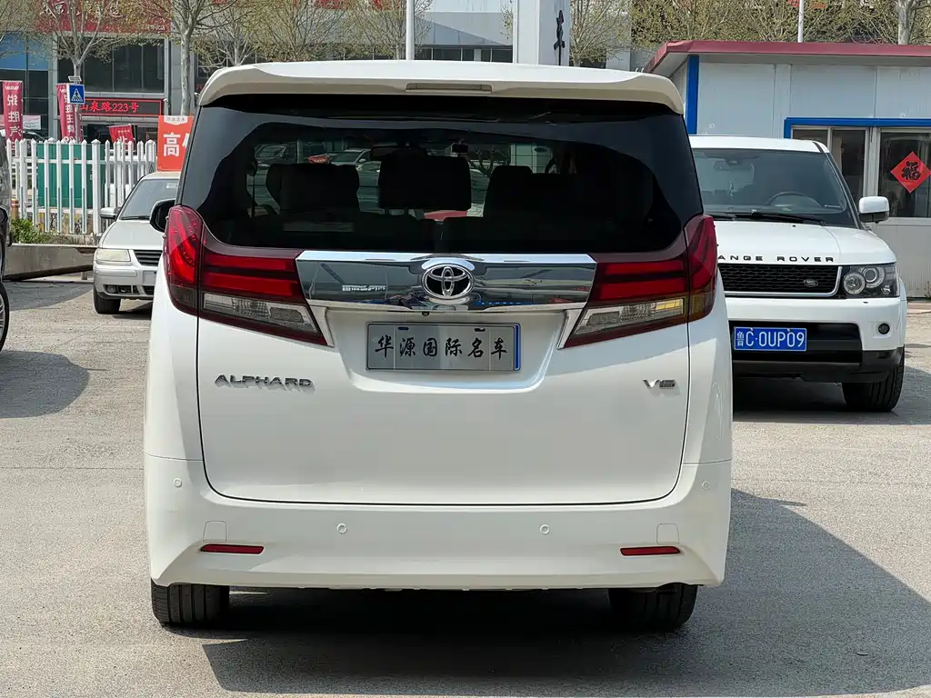 Toyota Alphard 2015 — фото 14