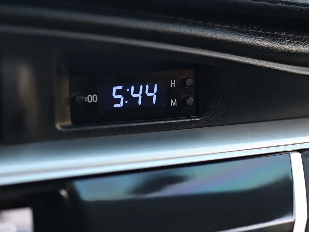 Toyota Corolla 2015 — фото 12